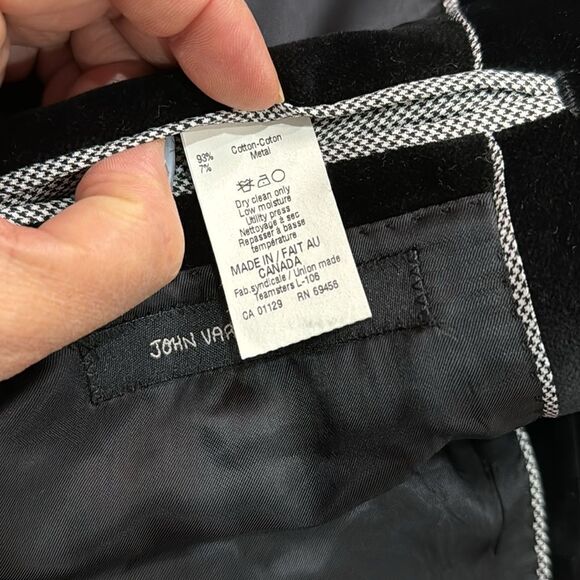 John Varvatos Black Textured Velvet Jacket Blazer Peak Collar 46R - Picture 12 of 16